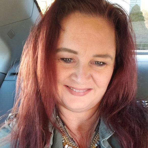 Meet your Posher, Georganna - Picture 4 of 6